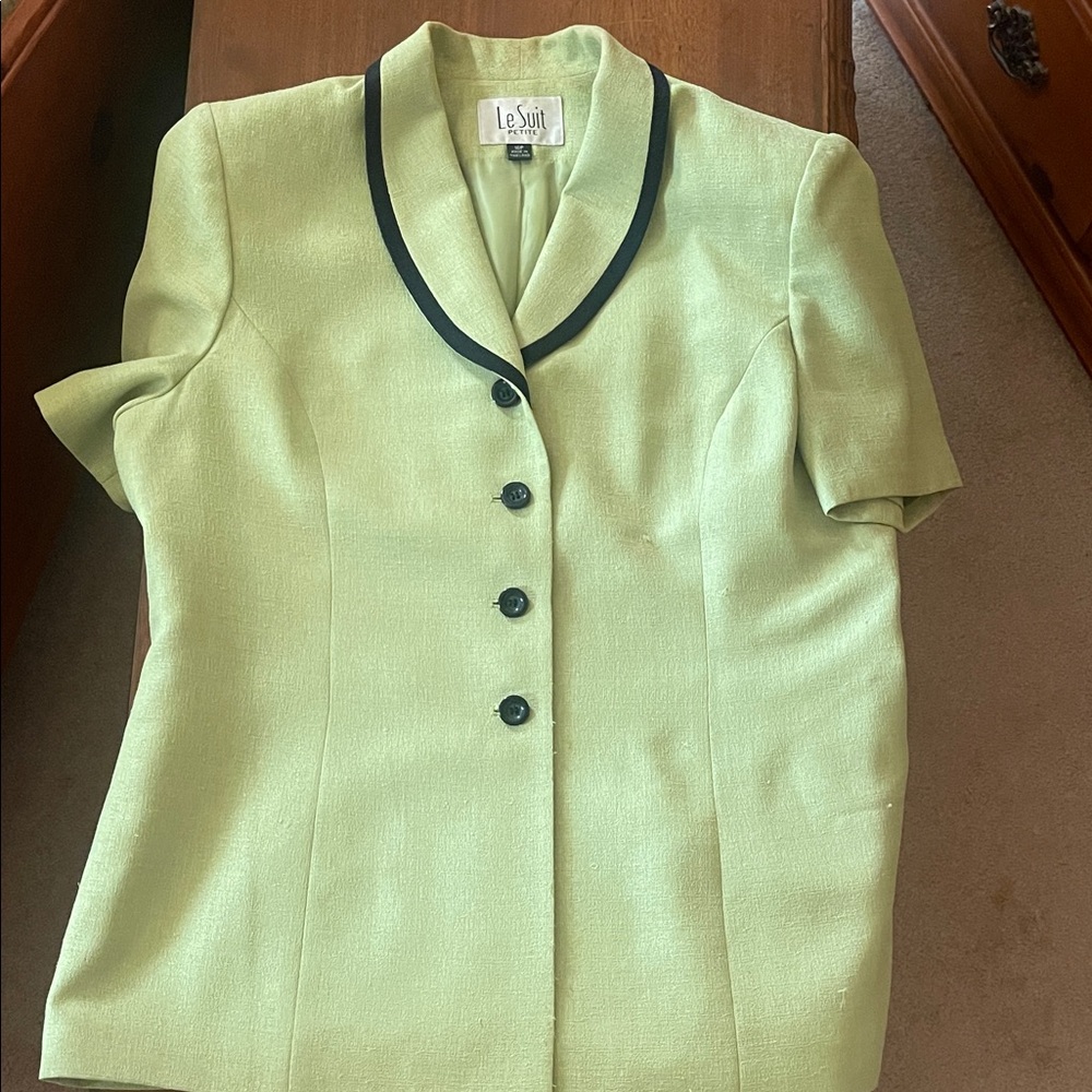 Le Suit Women's Light Green Short Sleeve Blazer